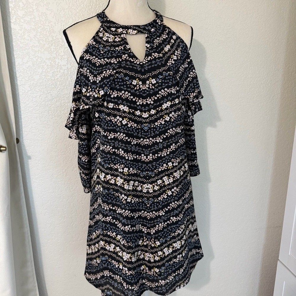 Candie's Flutter Halter Dress, size Large